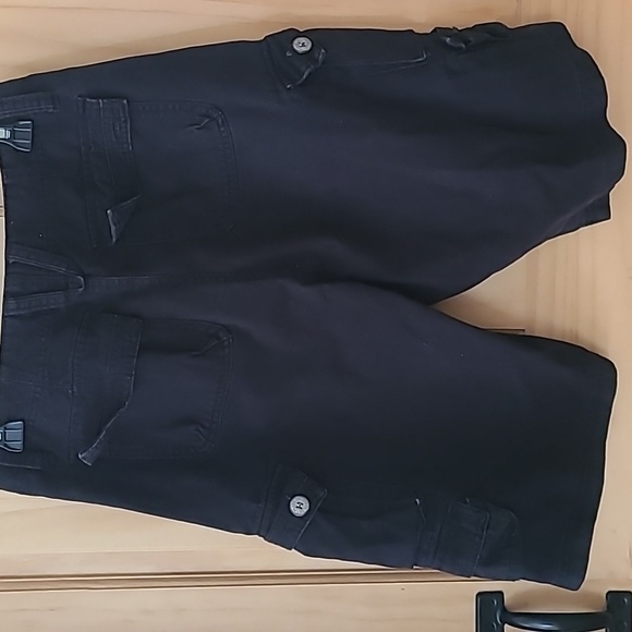 Plugged cargo shorts - Picture 4 of 4